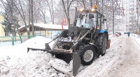 Власти озвучили количество техники, брошенной на уборку Калуги от снега